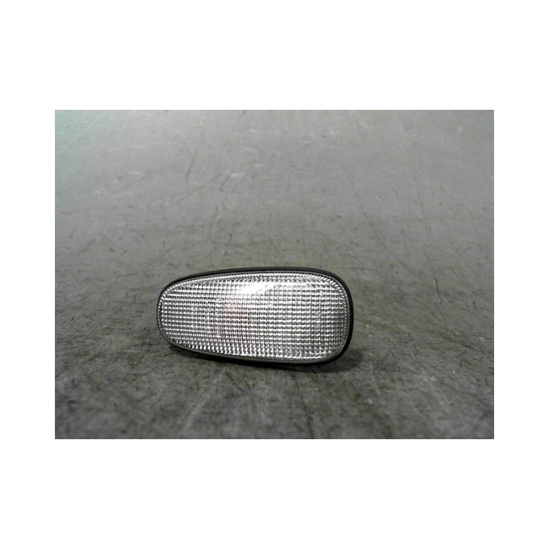 REPETITEUR AILE DROIT OPEL ZAFIRA