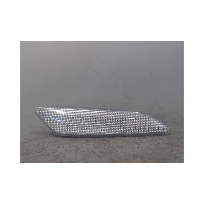 REPETITEUR AILE GAUCHE FIAT TIPO
