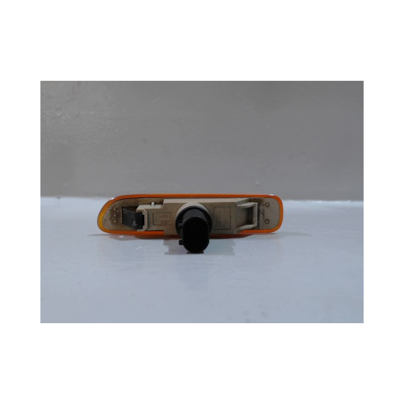 REPETITEUR AILE GAUCHE B.M.W. SERIE 3