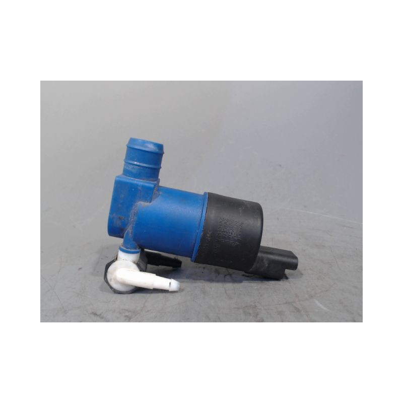 POMPE LAVE-GLACE AVANT RENAULT CLIO