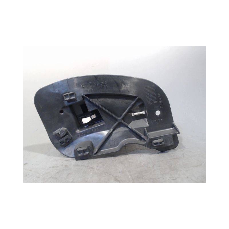 POIGNEE INTERIEURE PORTE AVANT DROIT OPEL CORSA 03-06