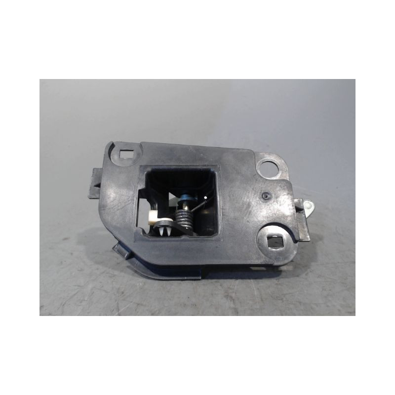 POIGNEE INTERIEURE PORTE AVANT DROIT FIAT PUNTO 2003-