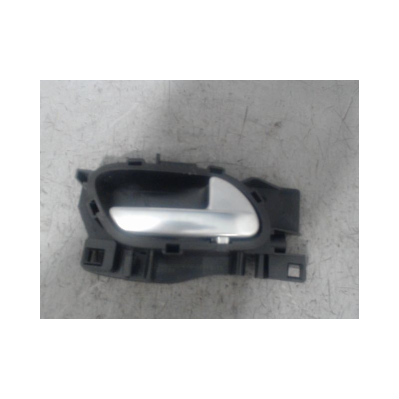 POIGNEE INTERIEURE PORTE AVANT DROIT PEUGEOT 208