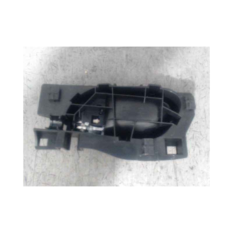 POIGNEE INTERIEURE PORTE AVANT DROIT PEUGEOT 208