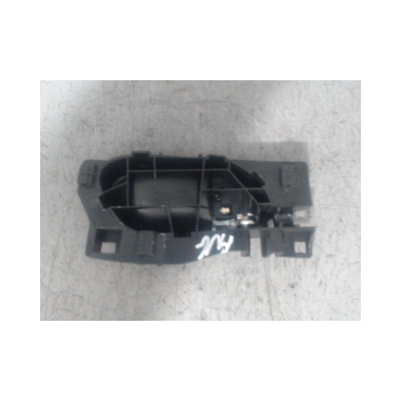 POIGNEE INTERIEURE PORTE AVANT GAUCHE PEUGEOT 208