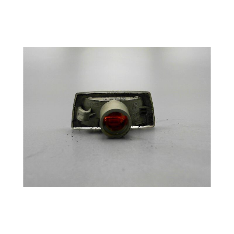 REPETITEUR AILE DROIT OPEL CORSA IV Phase 1 (D) 2006-2010