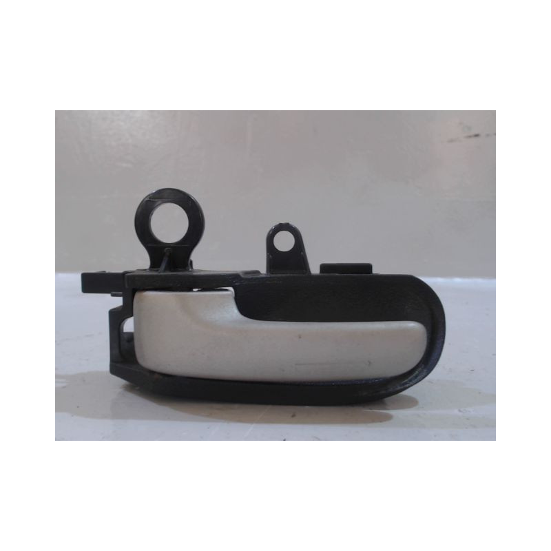 POIGNEE INTERIEURE PORTE AVANT GAUCHE TOYOTA YARIS 2003-