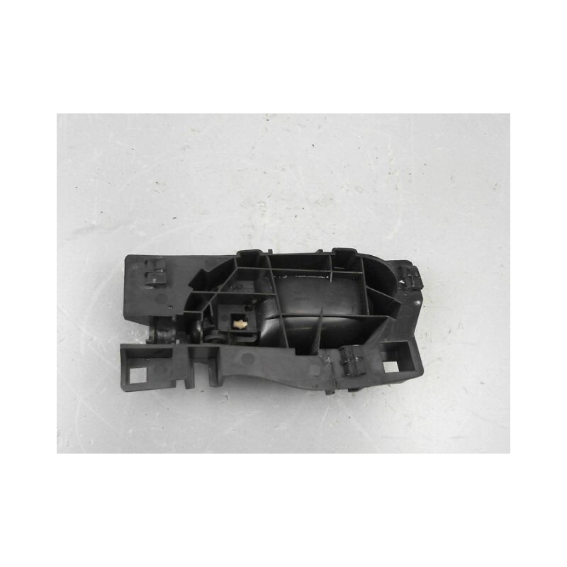 POIGNEE INTERIEURE PORTE AVANT DROIT PEUGEOT 207 2006-2013