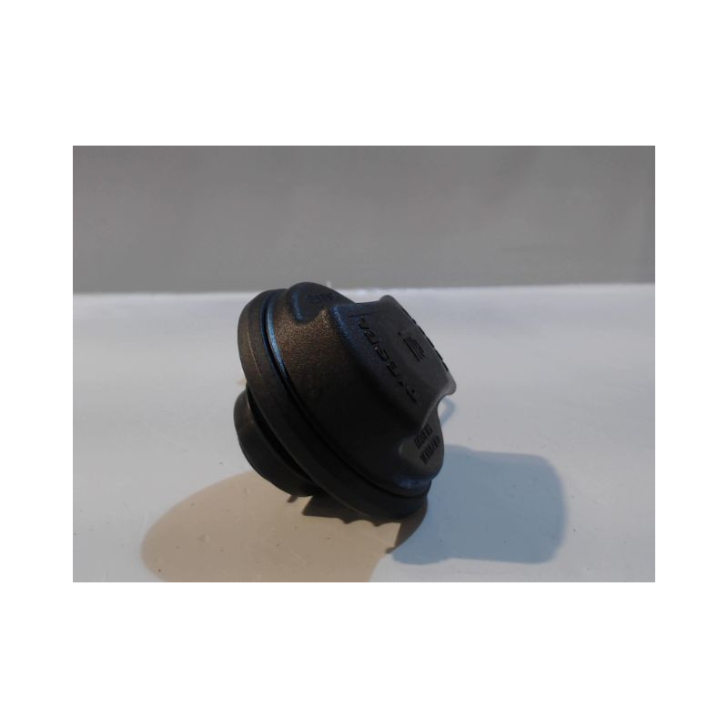 BOUCHON RESERVOIR A CARBURANT OPEL ASTRA GTC 3P