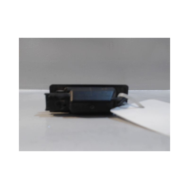 ECLAIREUR PLAQUE DE POLICE GAUCHE PEUGEOT 308 2011-