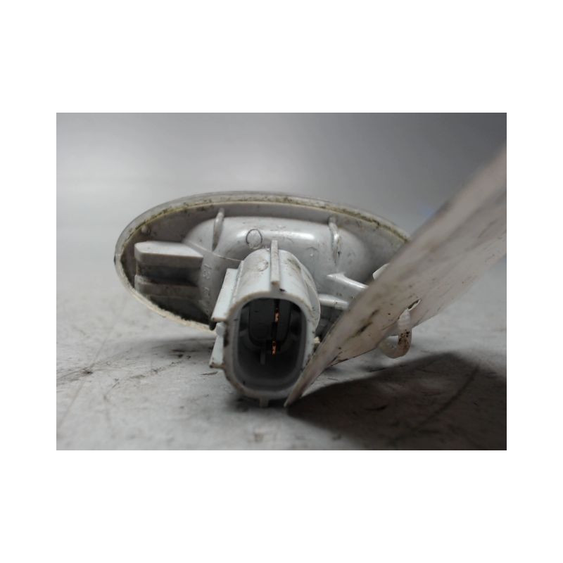REPETITEUR AILE GAUCHE MAZDA 5