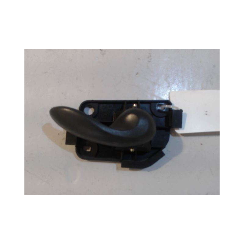 POIGNEE INTERIEURE PORTE AVANT DROIT FIAT PUNTO 99-2003