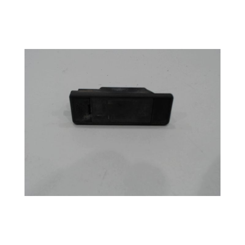 ECLAIREUR PLAQUE DE POLICE GAUCHE PEUGEOT 307