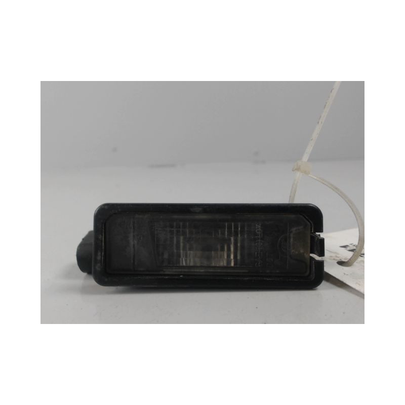 ECLAIREUR PLAQUE DE POLICE GAUCHE VOLKSWAGEN PASSAT 2010-