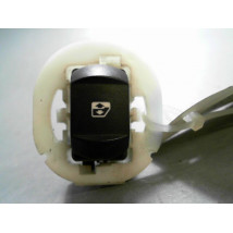 COMMANDE LEVE-GLACE PORTE AVD RENAULT MEGANE