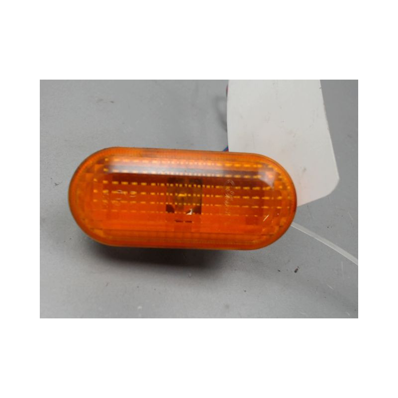 REPETITEUR AILE GAUCHE FORD FIESTA