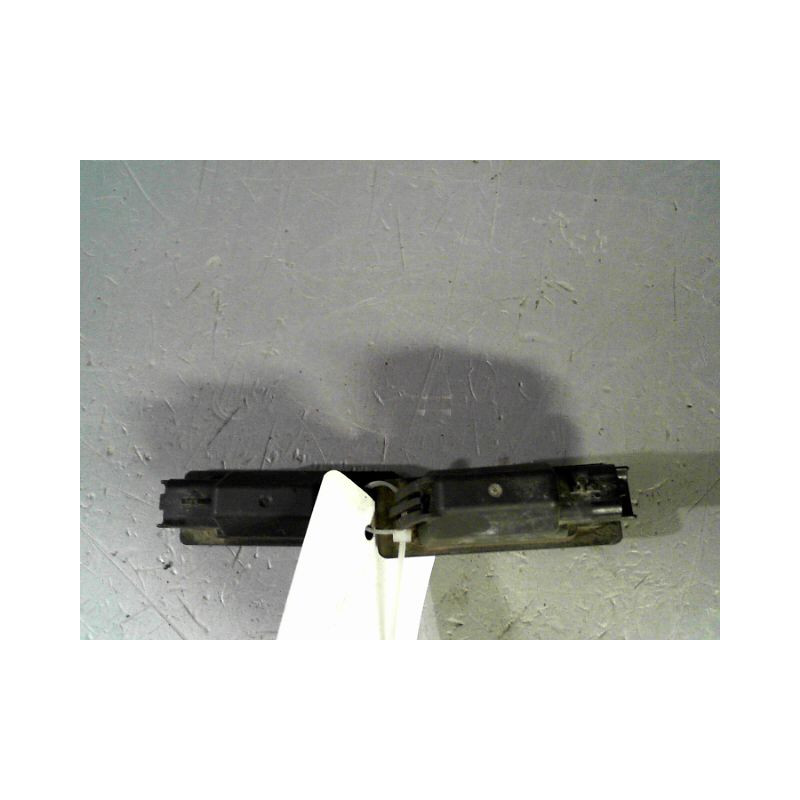 ECLAIREUR PLAQUE DE POLICE PEUGEOT 308