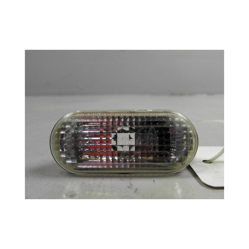 REPETITEUR AILE GAUCHE FORD FOCUS C-MAX 03-07