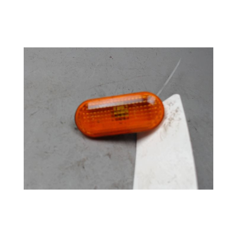 REPETITEUR AILE DROIT FORD FIESTA