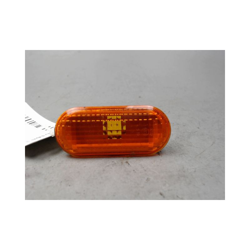 REPETITEUR AILE GAUCHE FORD FIESTA