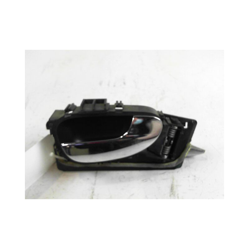 POIGNEE INTERIEURE PORTE AVANT GAUCHE PEUGEOT 307 2001-2005