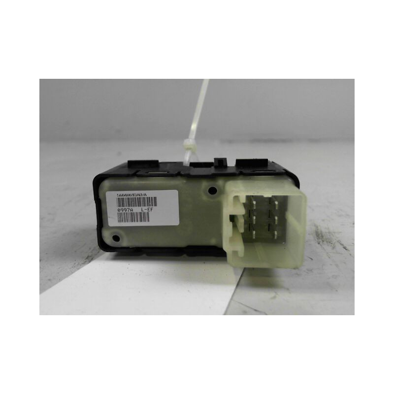 COMMANDE LEVE-GLACE PORTE ARD DODGE CALIBER 2006-