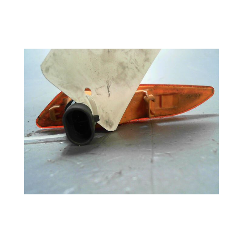 REPETITEUR AILE GAUCHE ALFA ROMEO 156