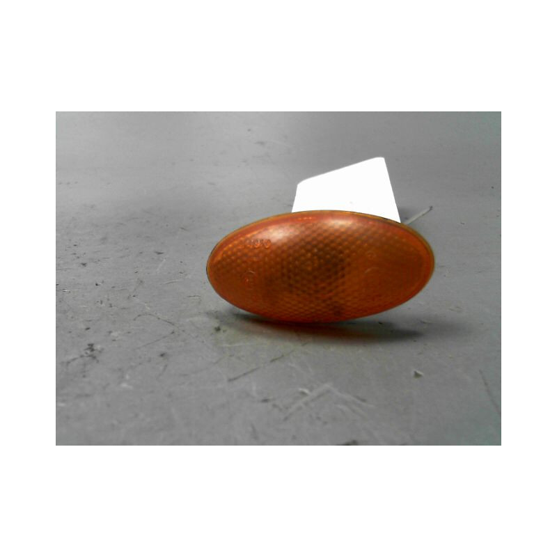 REPETITEUR AILE DROIT NISSAN PIXO