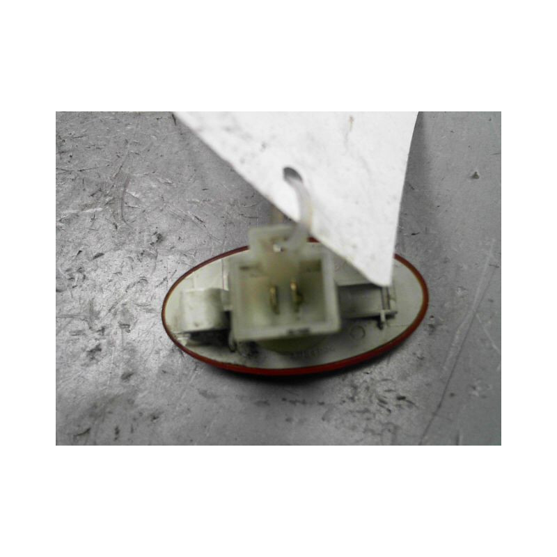 REPETITEUR AILE DROIT NISSAN PIXO