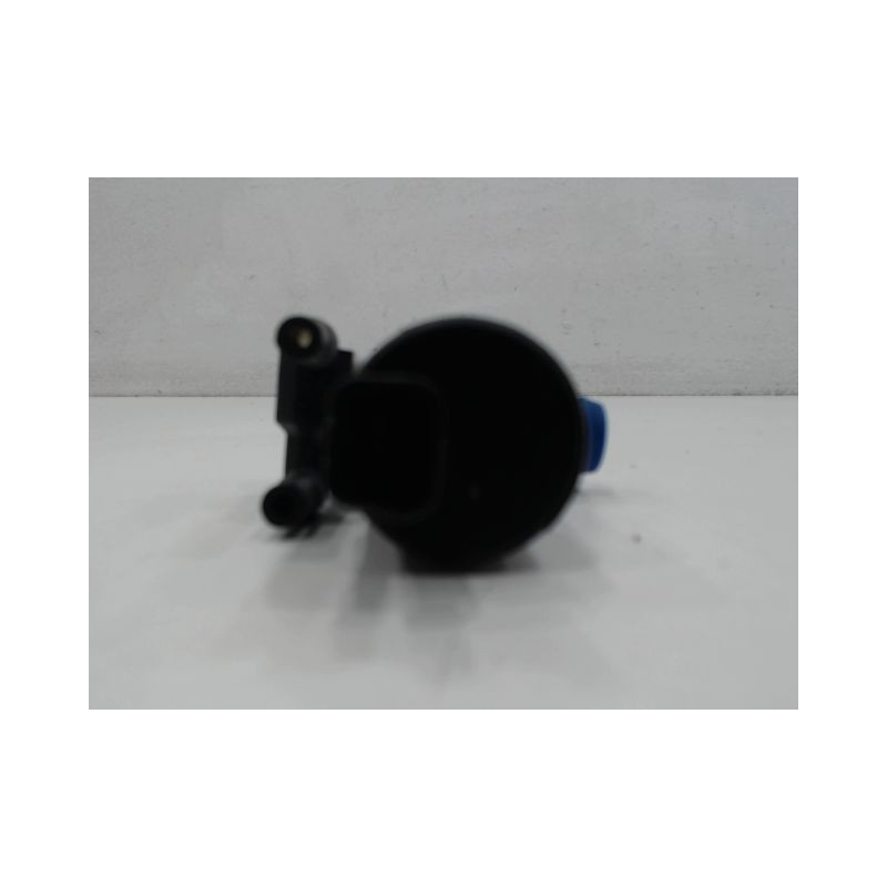 POMPE LAVE-GLACE AVANT RENAULT CLIO