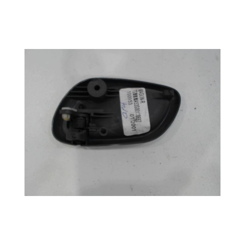 POIGNEE INTERIEURE PORTE AVANT DROIT SUZUKI WAGON-R