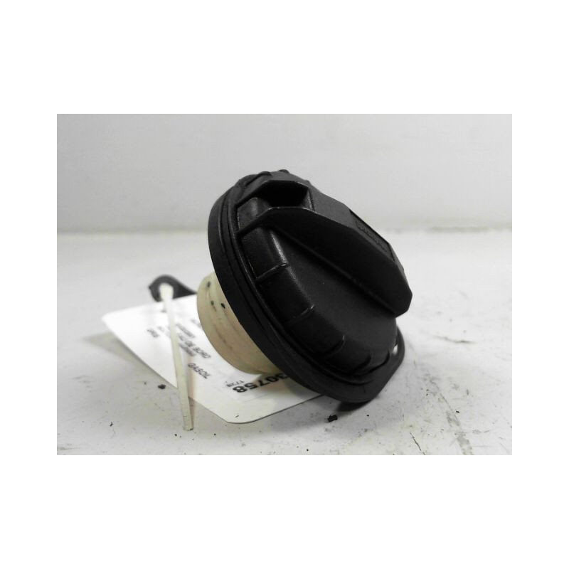 BOUCHON RESERVOIR A CARBURANT FORD MONDEO 2000-2007