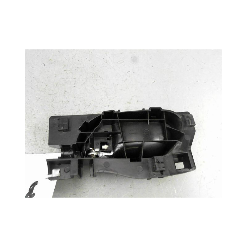 POIGNEE INTERIEURE PORTE AVANT DROIT PEUGEOT 208 Phase 1 2012-...