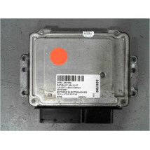 CALCULATEUR MOTEUR OPEL ZAFIRA 05-07