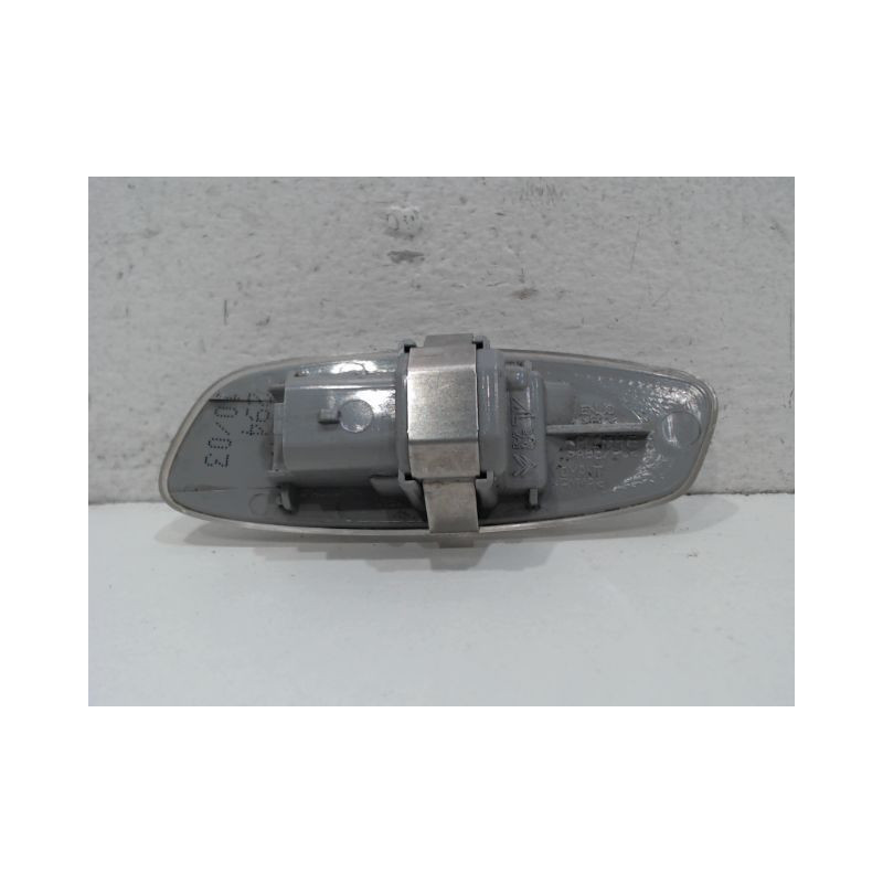 REPETITEUR AILE DROIT CITROEN C4