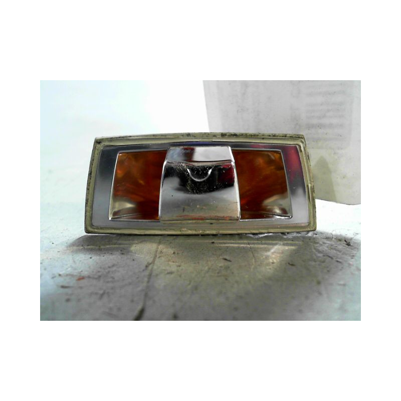 REPETITEUR AILE DROIT OPEL CORSA