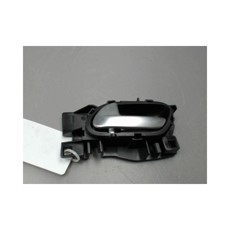 POIGNEE INTERIEURE PORTE AVANT GAUCHE PEUGEOT 208 Phase 1 2012-...