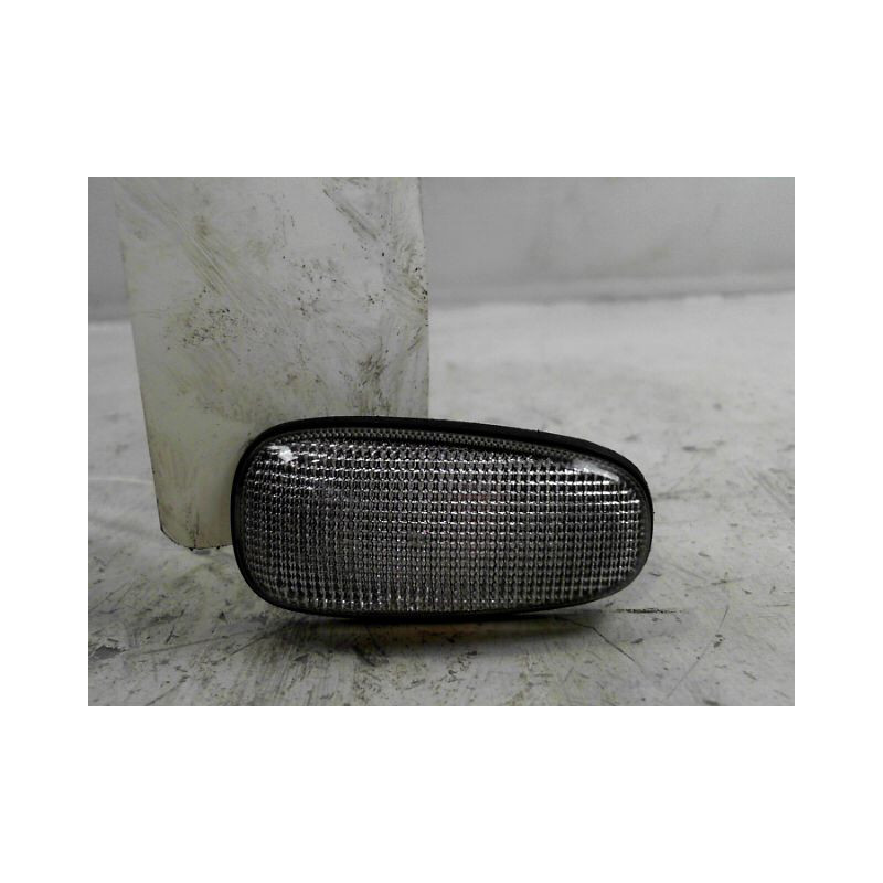 REPETITEUR AILE DROIT OPEL ZAFIRA
