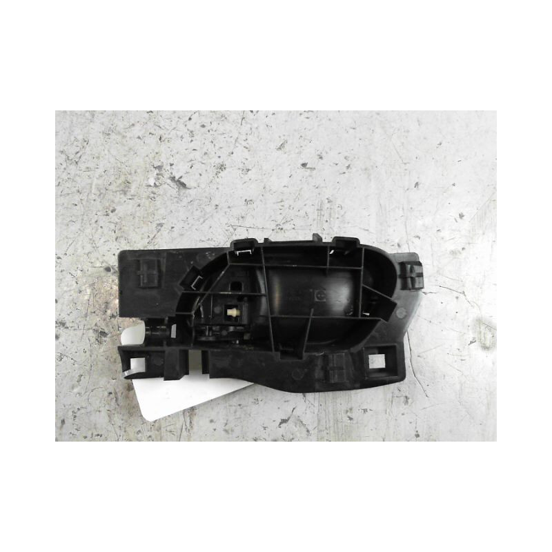 POIGNEE INTERIEURE PORTE AVANT DROIT PEUGEOT 208