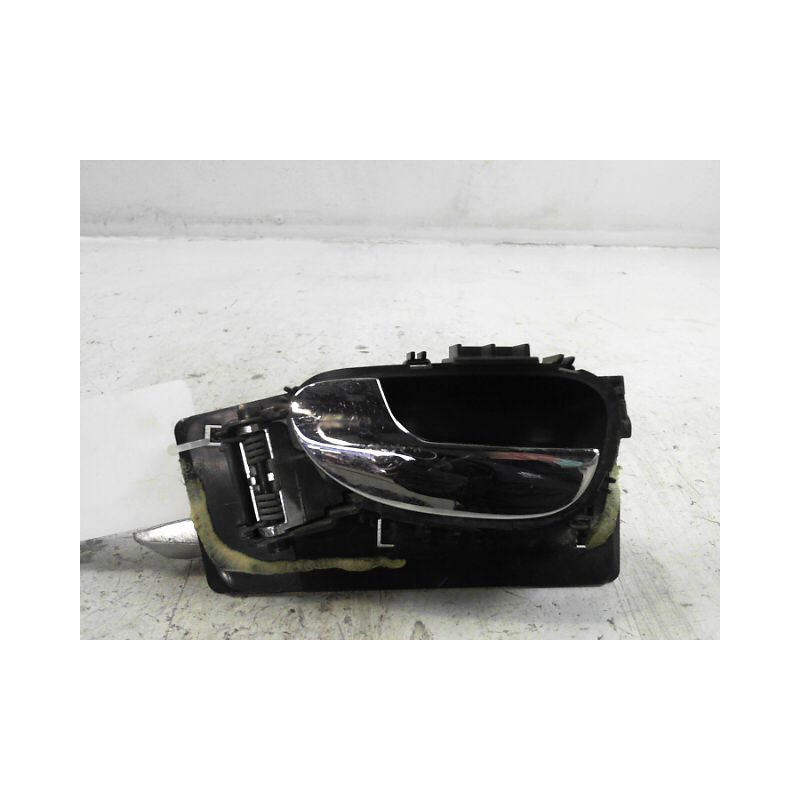 POIGNEE INTERIEURE PORTE AVANT GAUCHE PEUGEOT 307 2001-2005