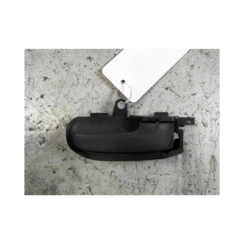 POIGNEE INTERIEURE PORTE AVANT DROIT TOYOTA AYGO 5P