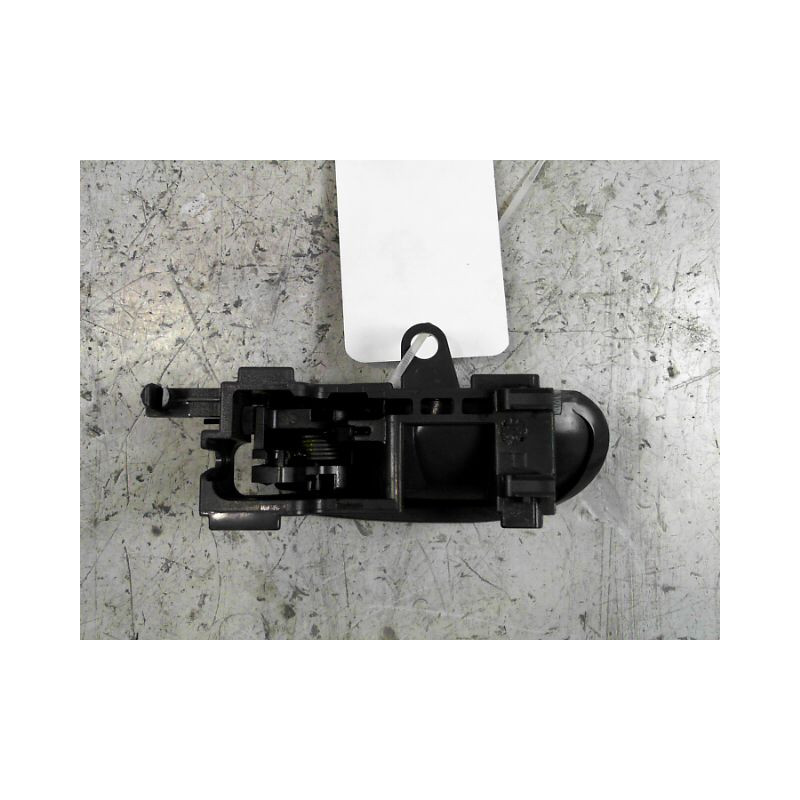 POIGNEE INTERIEURE PORTE AVANT DROIT TOYOTA AYGO 5P
