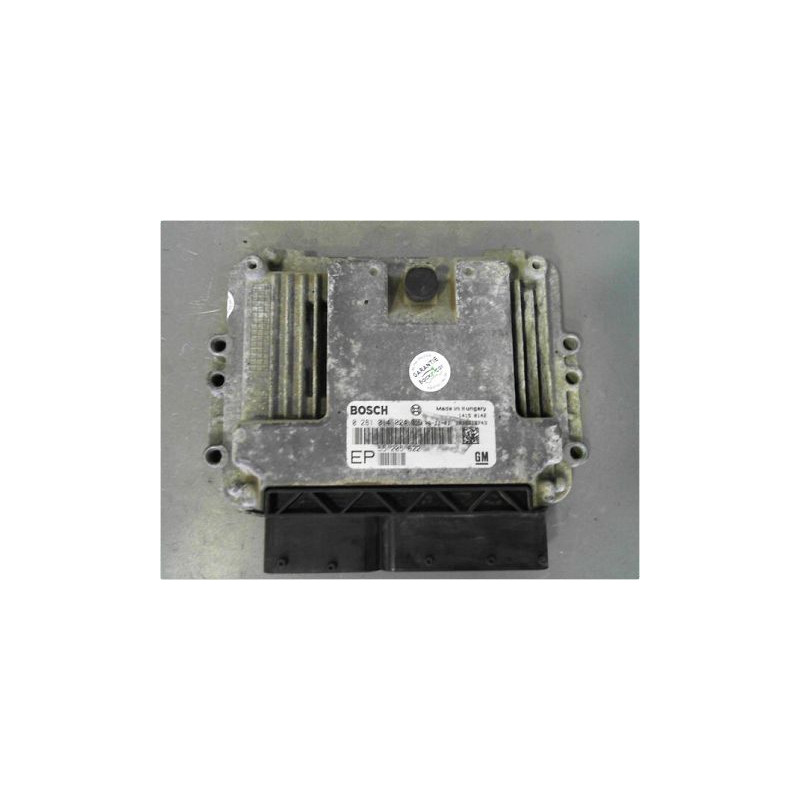CALCULATEUR MOTEUR OPEL ZAFIRA 05-07