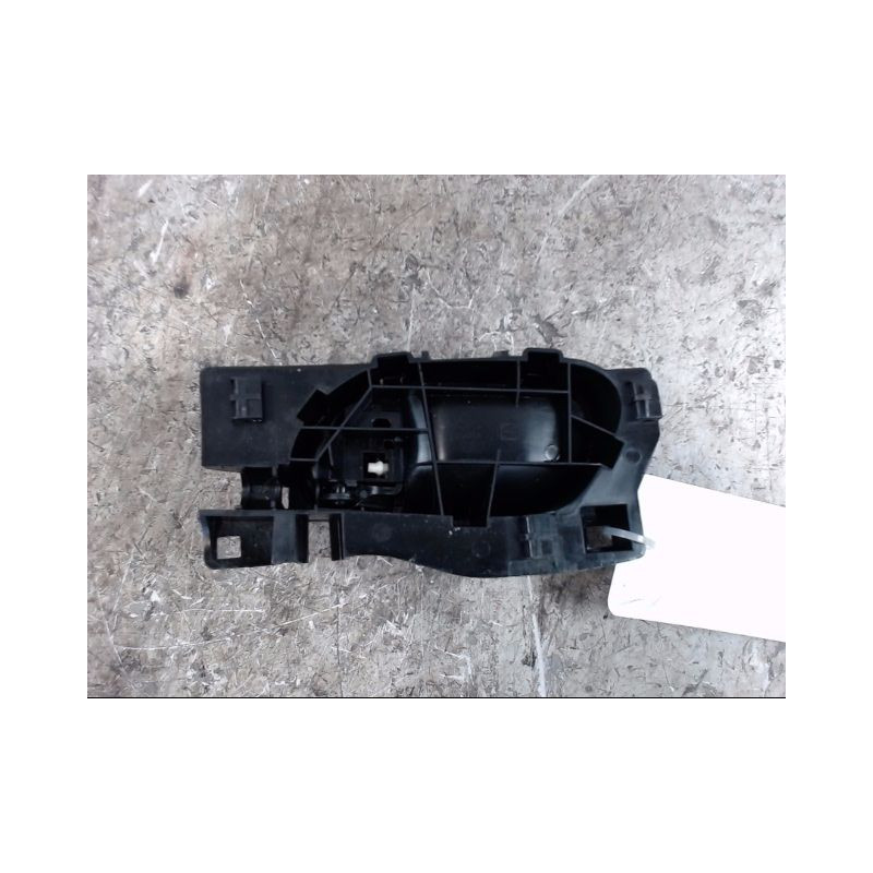 POIGNEE INTERIEURE PORTE AVANT DROIT PEUGEOT 208