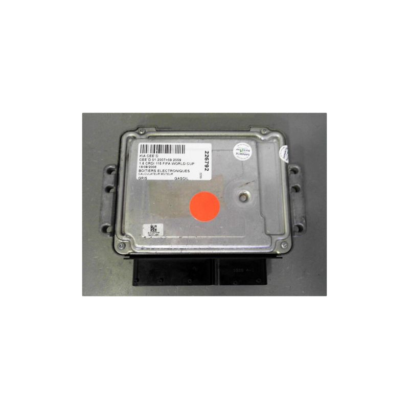 CALCULATEUR MOTEUR KIA CEE´D 2007-2009