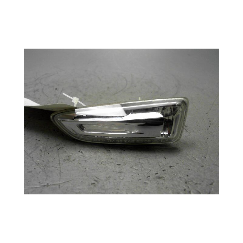 REPETITEUR AILE GAUCHE OPEL ASTRA IV Phase 1 (J) 2010-2012