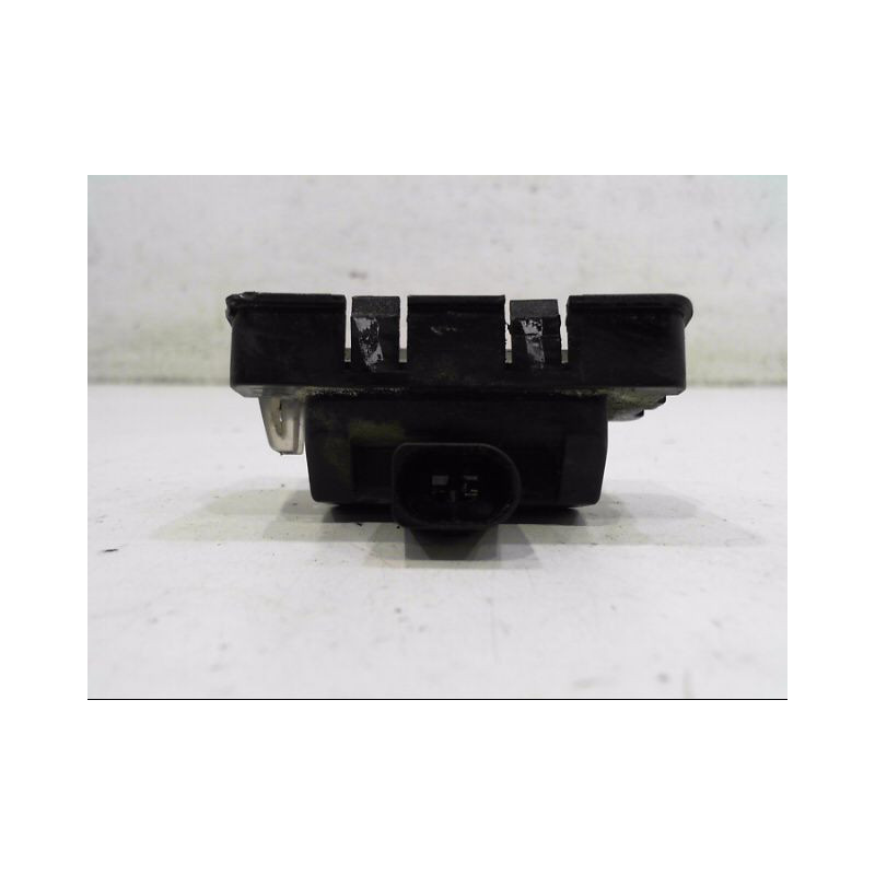 ECLAIREUR PLAQUE DE POLICE GAUCHE SEAT IBIZA 2002-2006