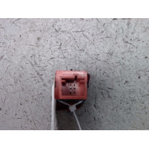 BOUTON DE WARNING PEUGEOT 5008 2009-