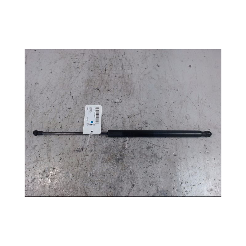 VERIN DROIT HAYON VOLKSWAGEN GOLF