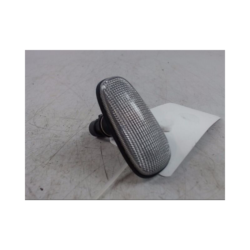 REPETITEUR AILE GAUCHE OPEL ZAFIRA